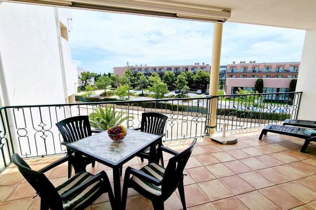 Jasmine Apartment Next To Meia Praia Beach Лагуш Экстерьер фото